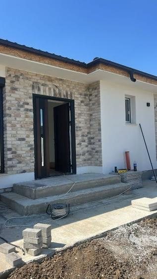 Casă individuală cu 4 camere cu Teren 780 Mp în Corbeanca