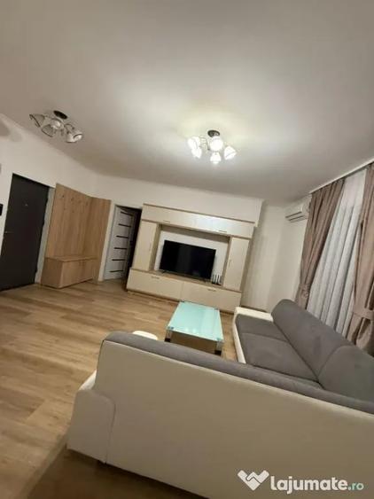 Apartament cu 2 camere semidecomandat în Florești