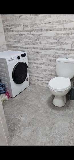 Apartament cu 3 camere decomandat în Dobroești