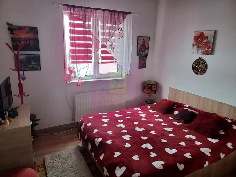 Casă cu 4 camere cu Teren 380 Mp în Joița