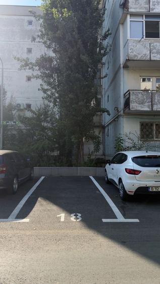 Apartament cu 3 camere decomandat în Giurgiului