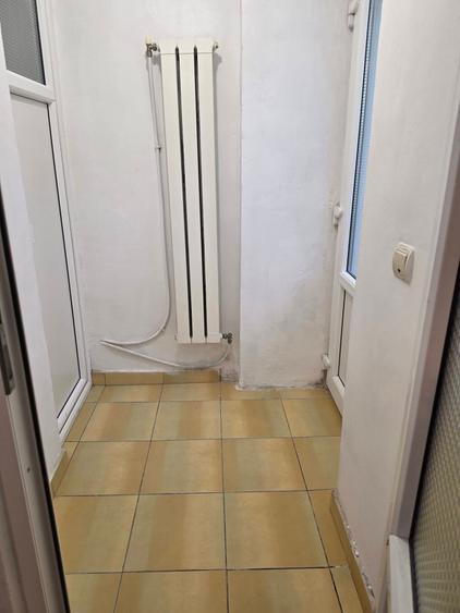 Garsonieră decomandată, mobilată în Copou