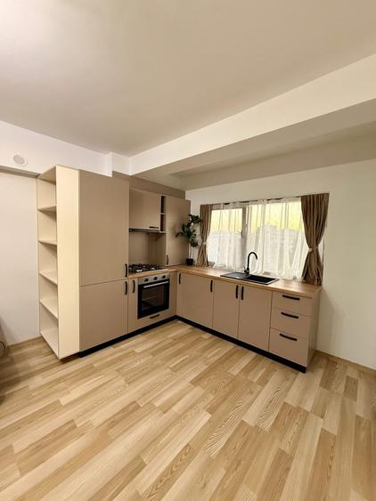 Apartament cu 2 camere decomandat în Km 5