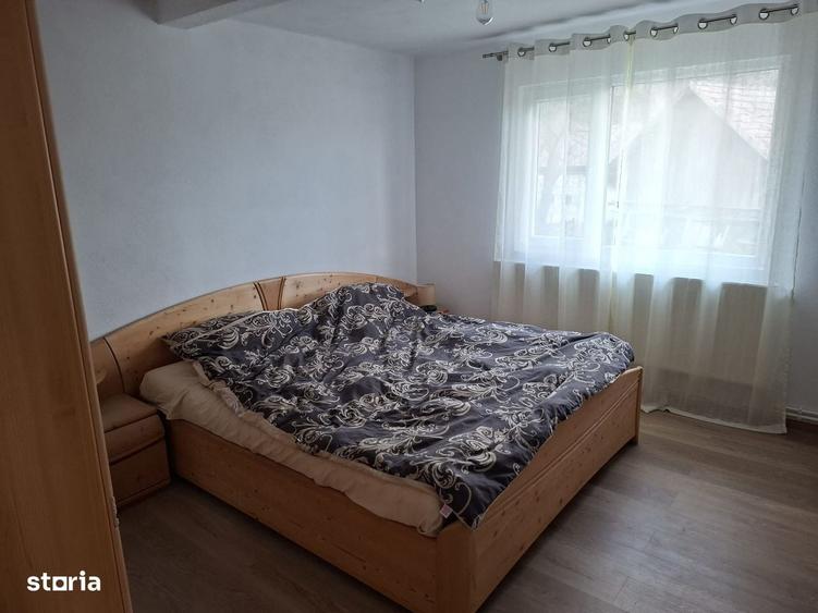 Casă cu 3 camere cu Teren 2100 Mp în Ghioșești