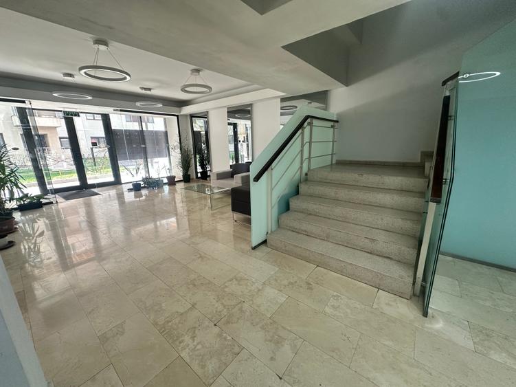 Apartament cu 3 camere, mobilat în Pipera