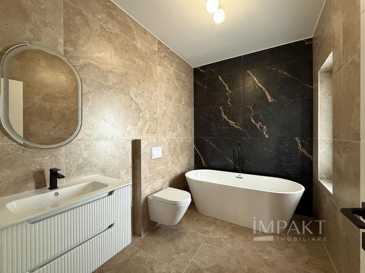 Duplex cu 4 camere cu Canalizare în Chinteni