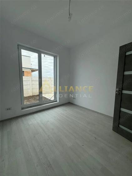 Casă cu 4 camere cu Teren 440 Mp în Berceni