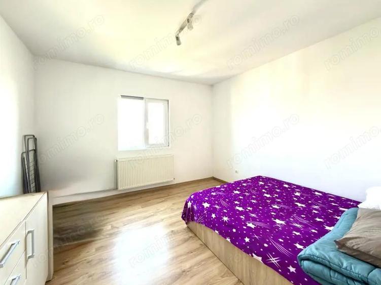 Apartament cu 3 camere decomandat în Soarelui
