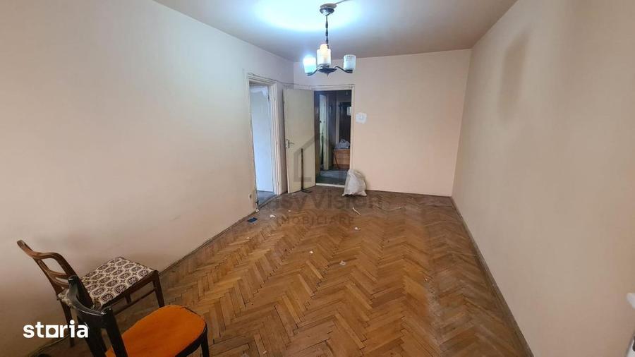 2 Camere Semidecomandat | Piata Iancului | Sector 2 | Metrou | Bloc Re - 13