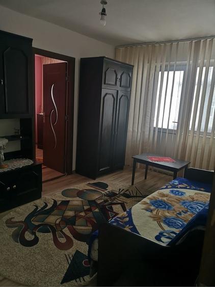 Vind apartament cu 2 camere - 1