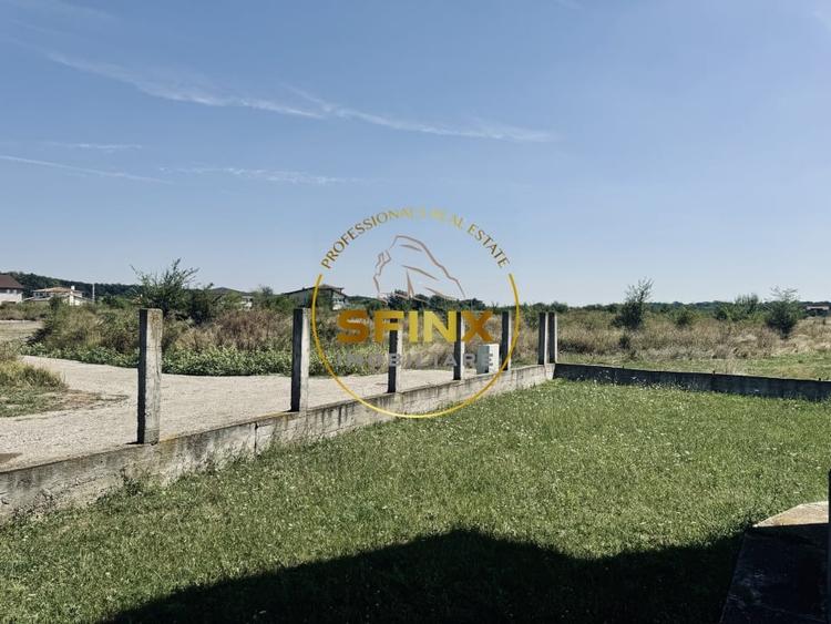Casă individuală cu 10 camere cu Teren 485 Mp în Corbeanca