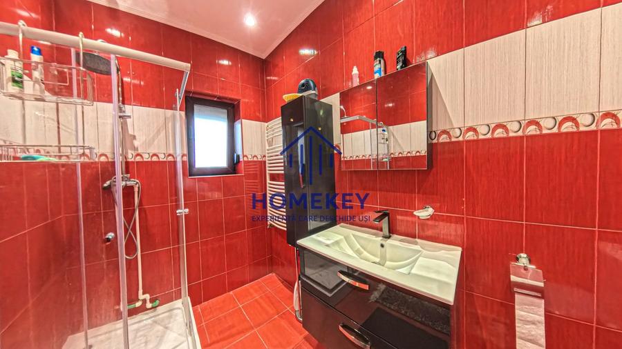 Casă cu 4 camere cu Canalizare în Exterior Nord