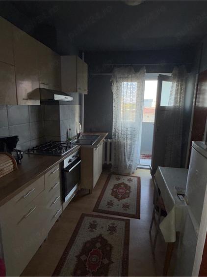 Apartament cu 2 camere decomandat, mobilat în Simion Bărnuțiu