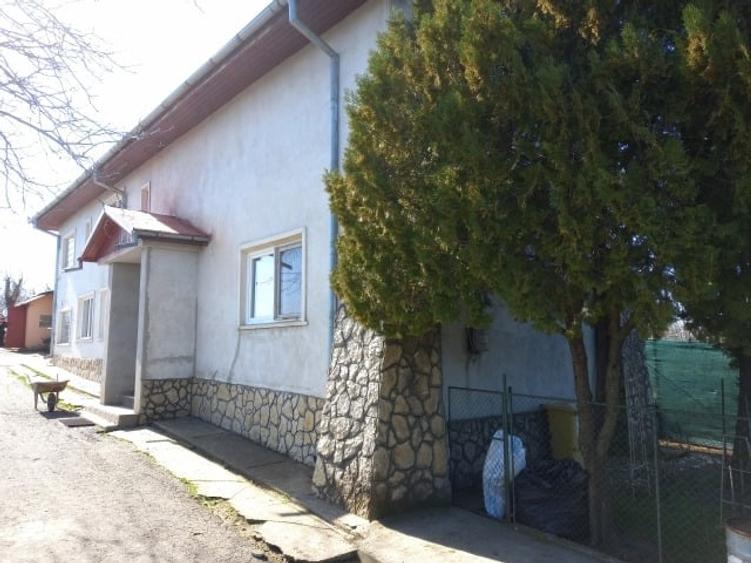 Casă individuală cu 4 camere cu Canalizare în Plopșoru