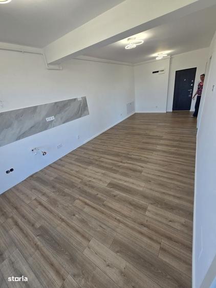 Apartament cu 3 camere decomandat în Baciu