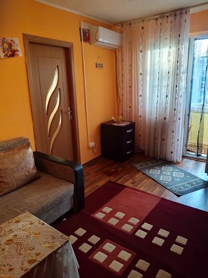 Apartament cu 2 camere nedecomandat în Pogănești