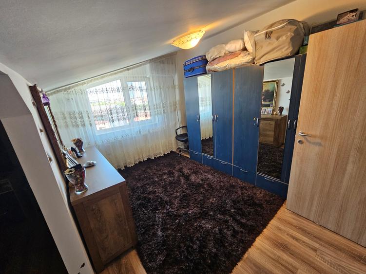 Apartament cu 2 camere semidecomandat în Chiajna