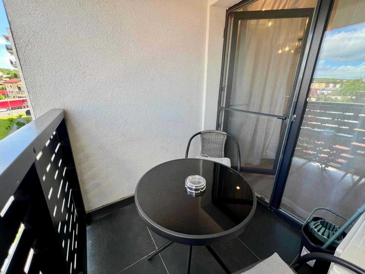 Apartament cu 2 camere decomandat în Dâmbul Rotund