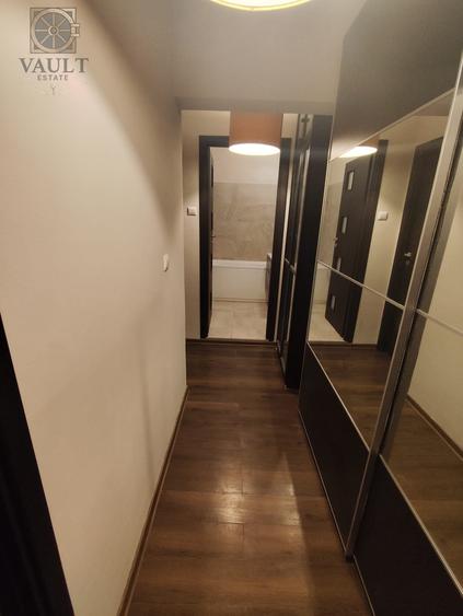 Apartament cu 3 camere decomandat, mobilat în Tineretului