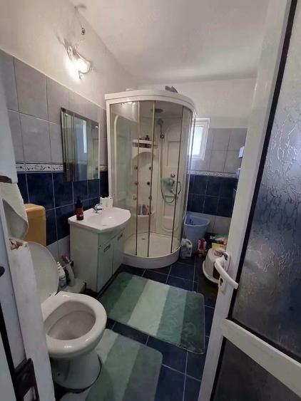 De vanzare apartament cu 2 camere si balcon, boxa, termopan Pret 35000euro - 10