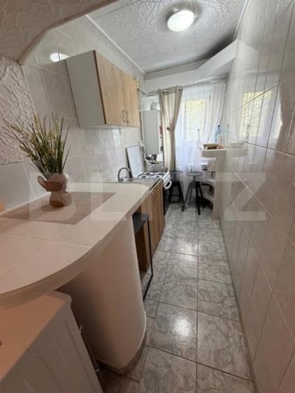 Apartament 2 camere , et 4 ,  zona Facultatii Stefan cel Mare - 4