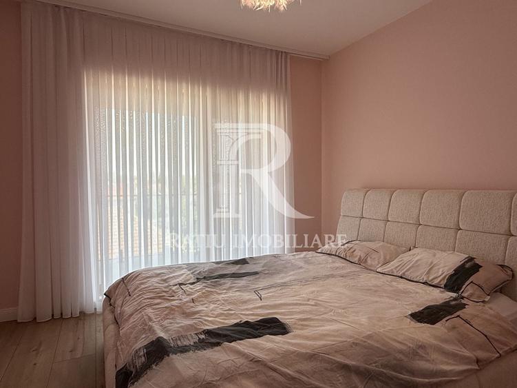 Apartament cu 3 camere decomandat, mobilat în Cantemir