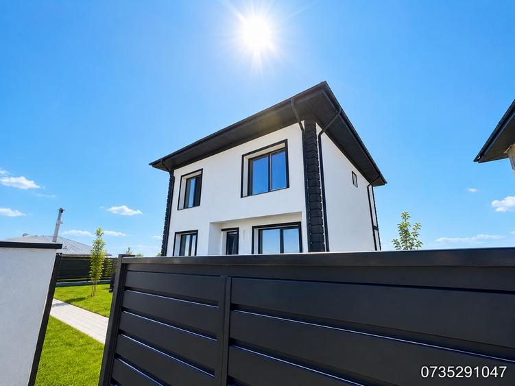 Casă individuală cu 4 camere cu Teren 355 Mp în Berceni