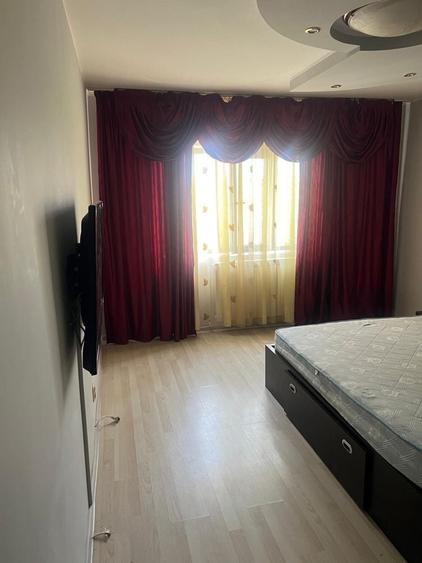 Apartament cu 2 camere decomandat în Piața Centrală