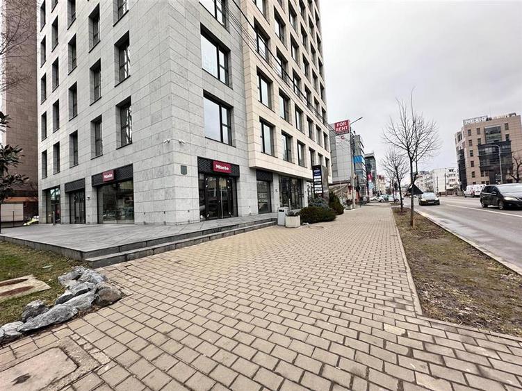Birou, de 117 mp, în Centru Civic