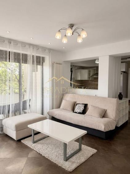 Apartament cu 3 camere decomandat, mobilat în Dorobanți