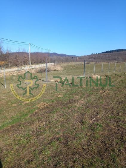 Teren agricol extravilan de 1737 mp, în Racovița