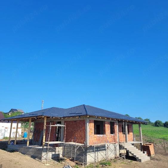 Casă cu 2 camere cu Teren 650 Mp în Chicerea
