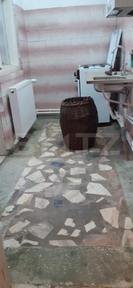 Casă individuală cu 5 camere cu Canalizare în Găești