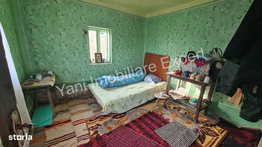 Casă cu 2 camere în Cicănești