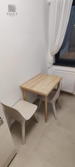 Apartament cu 2 camere decomandat, mobilat în Politehnica