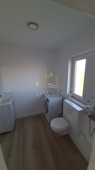 Apartament cu 4 camere semidecomandat, mobilat în Borhanci
