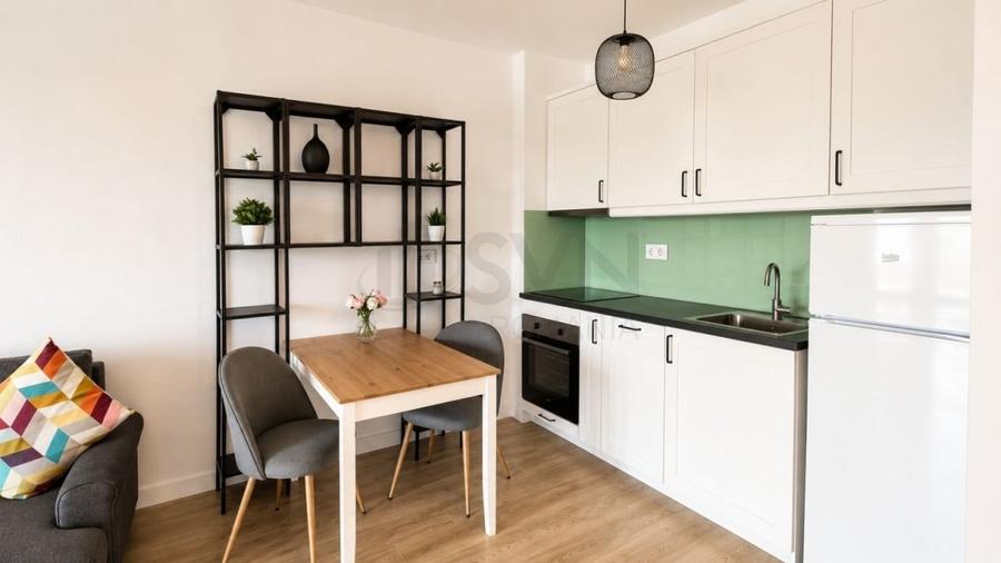 Apartament cu 2 camere decomandat, mobilat în 1 Mai