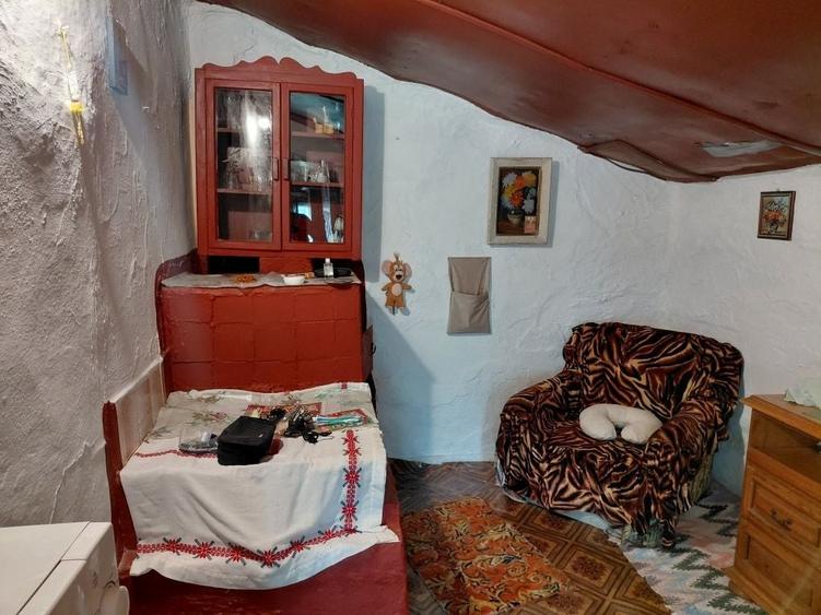 Casă cu 4 camere în Rușavăț