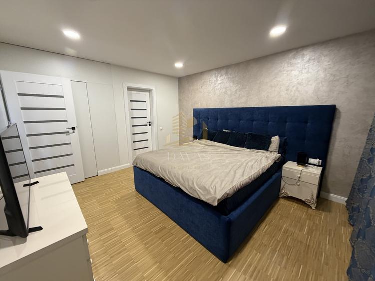 Casă individuală cu 4 camere cu Canalizare în Dâmbul Rotund