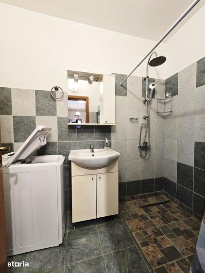 Apartament cu 2 camere decomandat în Bujac