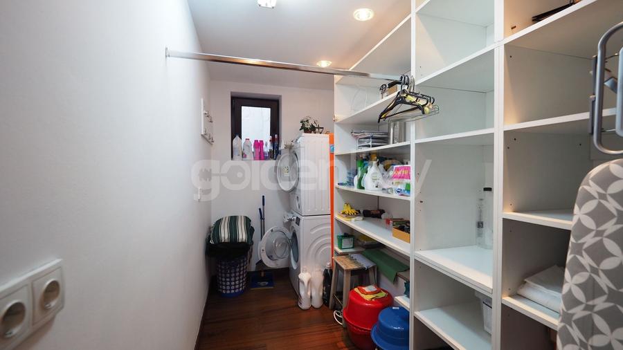 Penthouse cu 5 camere decomandat, mobilat în Herăstrău