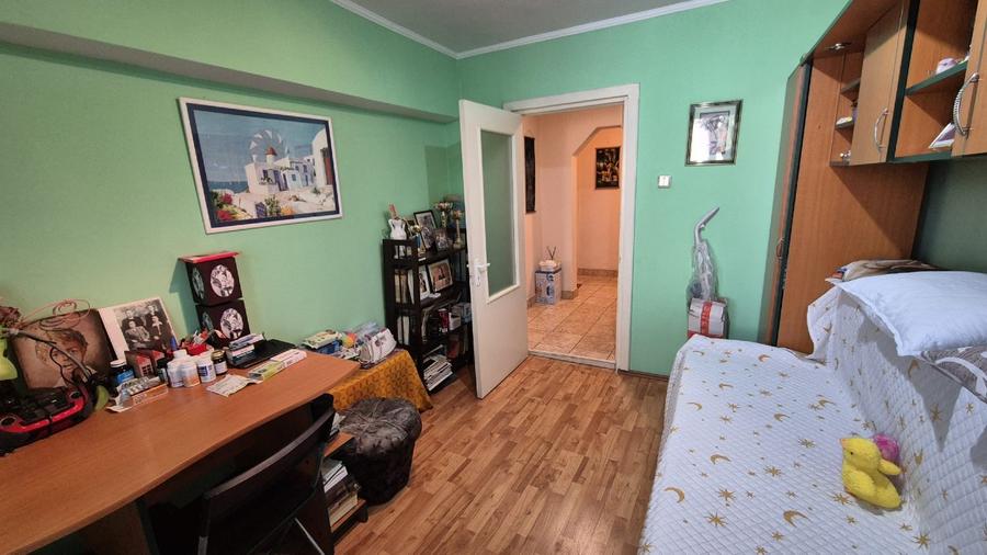 Vand Apartament 4 camere decomandat, 1 Mai , Alexandria - 7