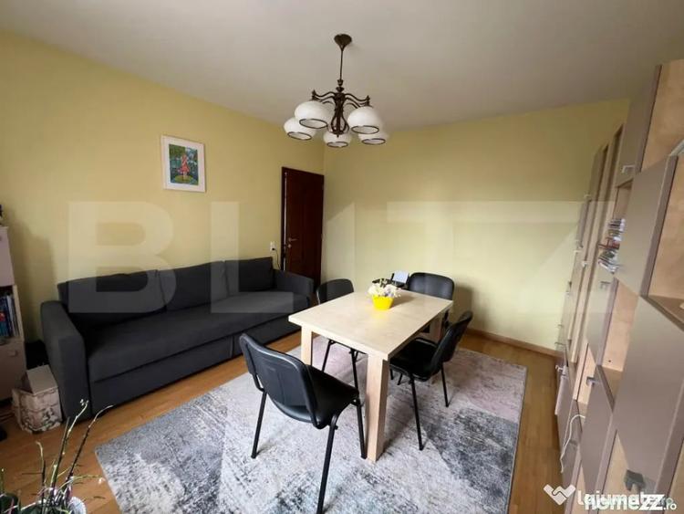 Casă cu 7 camere cu Teren 330 Mp în Burdea