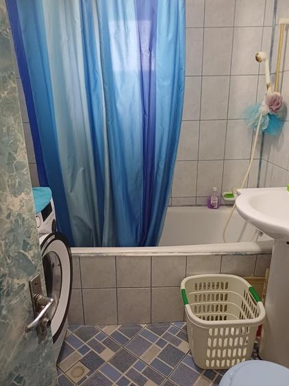 Apartament semidecomandat în Lujerului