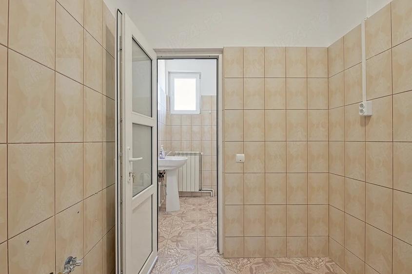 Spațiu comercial, de 157 mp, în Basarab