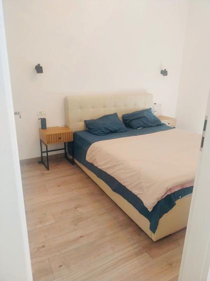 Apartament cu 2 camere decomandat în Exterior Vest