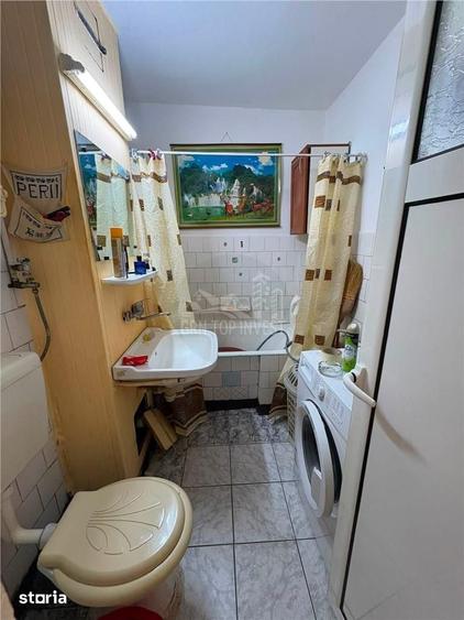 Apartament cu 2 camere decomandat în Lazaret