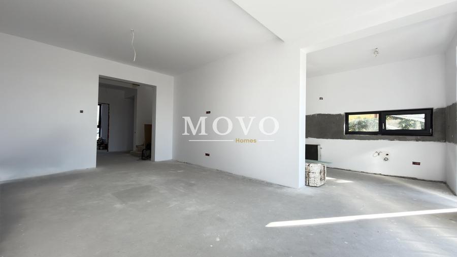 Duplex cu 4 camere cu Canalizare în Dumbrăvița