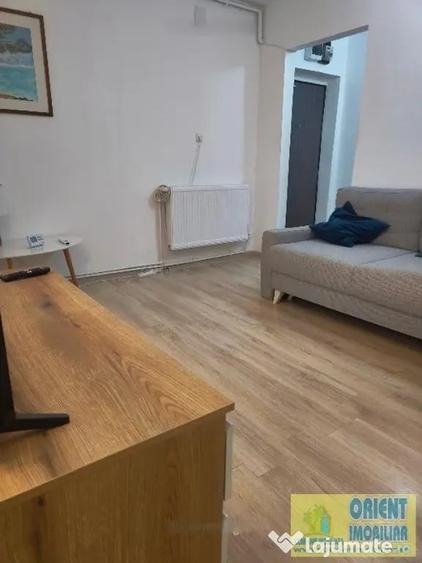 Faleza Nord, de inchiriat 3 camere, mobilat, gaze - 9