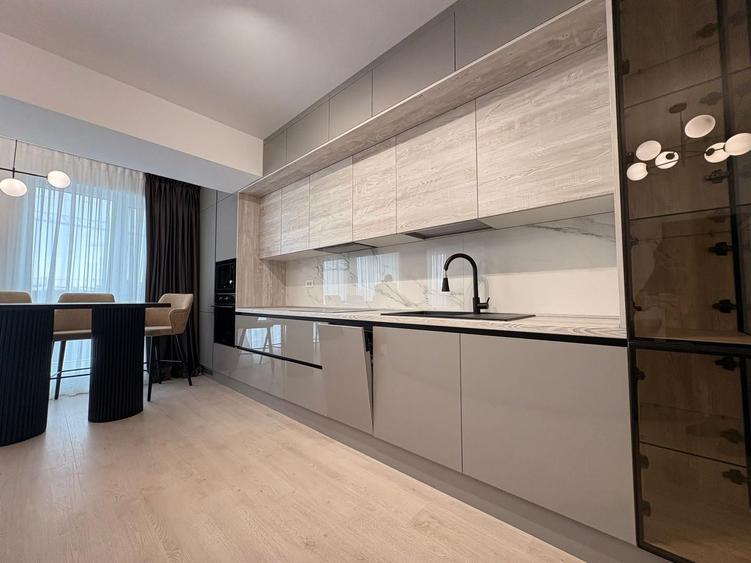 Apartament cu 3 camere decomandat, mobilat în Pipera